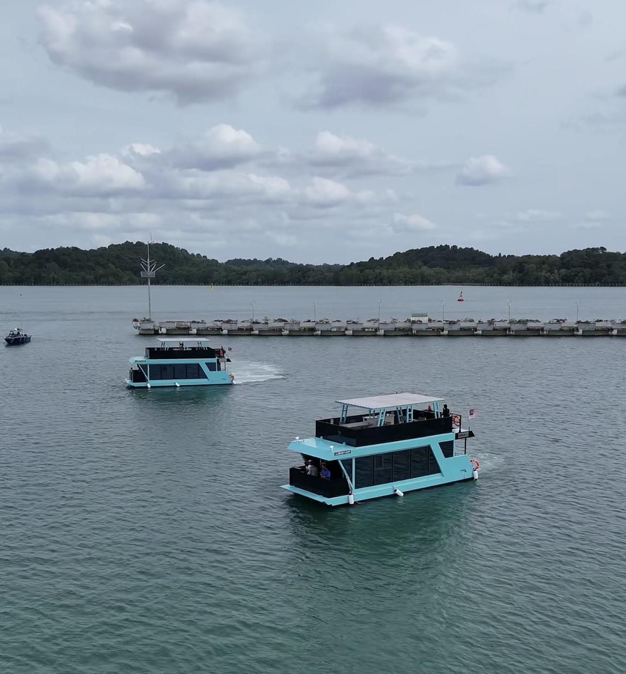 Promark I houseboat · sewa persendirian 2 jam