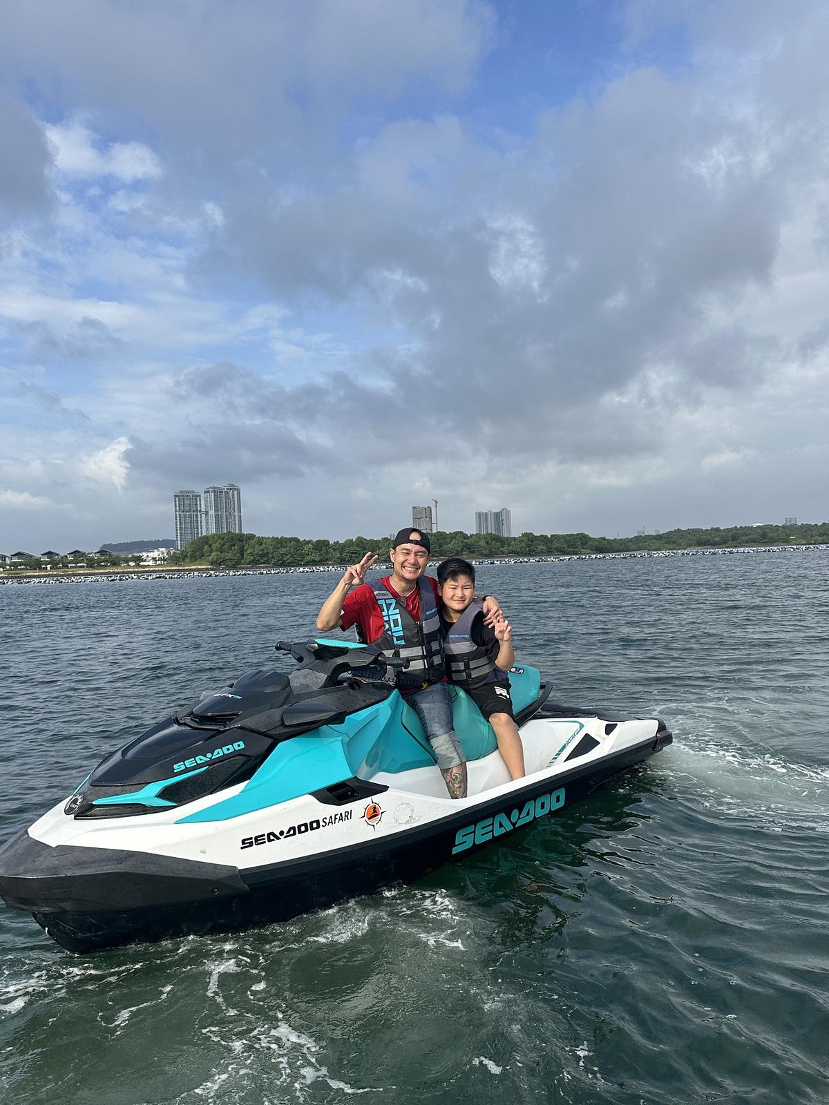 Pakej B · Coastal Explorer · 60 minit 2