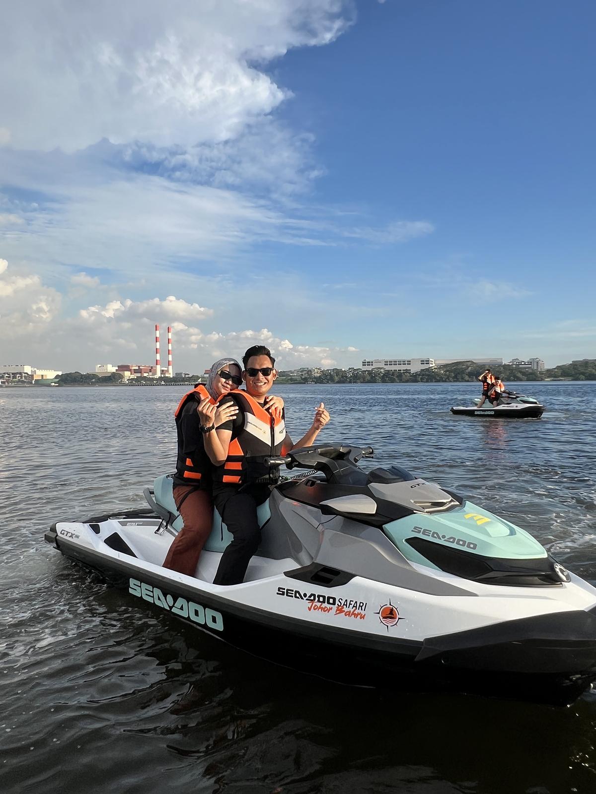 Pakej B · Coastal Explorer · 60 minit 3