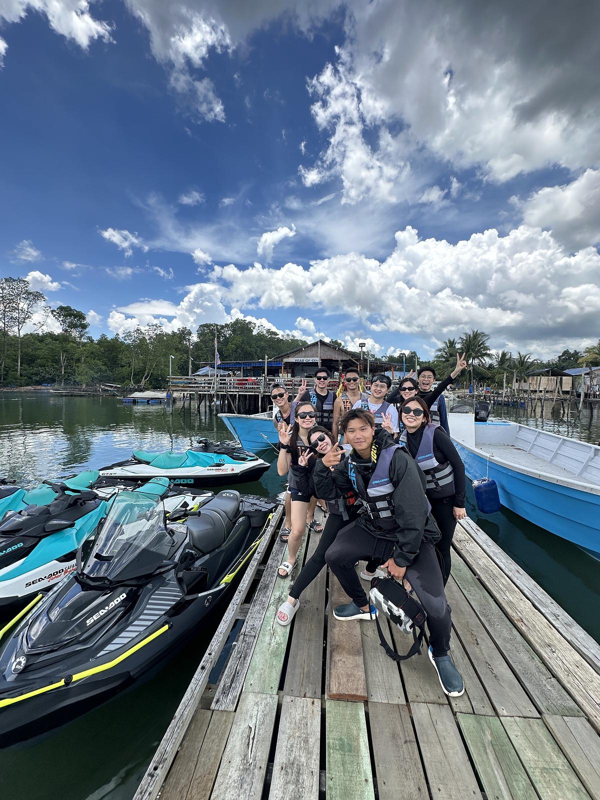 Pakej C · Island Lunch Escape · 150 minit 2
